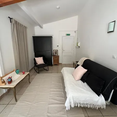 Apartment Avec Grand Balcon, Piscine Et Parking *
